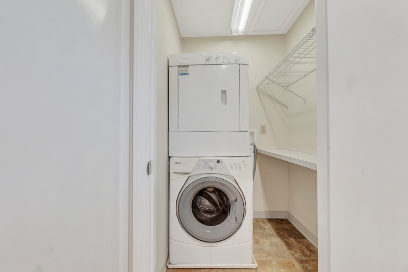 3720 W Grandview Ave #B - Photo 6 of 23