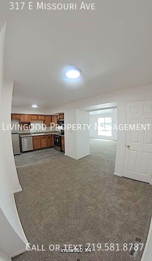 317 E Missouri Ave - Photo 6 of 24