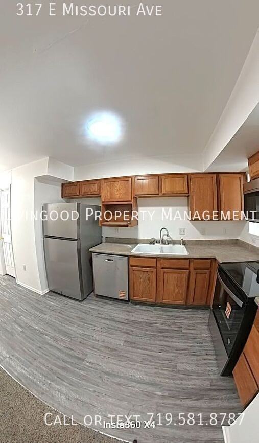 317 E Missouri Ave - Photo 7 of 24