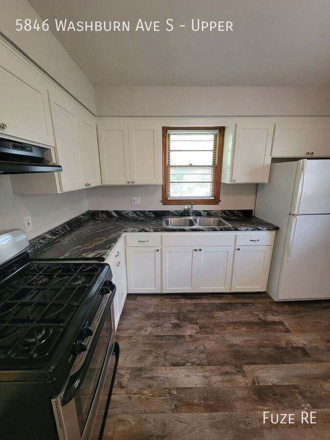 5846 Washburn Ave S - Photo 2 of 11