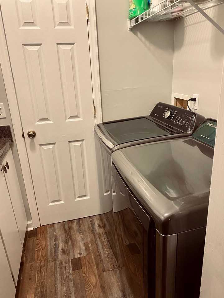 216 Cobblestone Dr - Photo 3 of 9