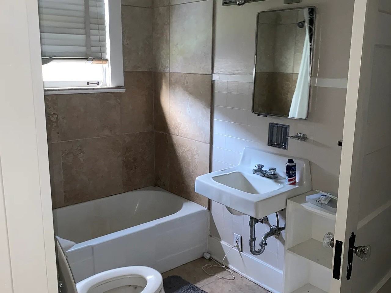 4187 Hyacinth Ave - Photo 5 of 7