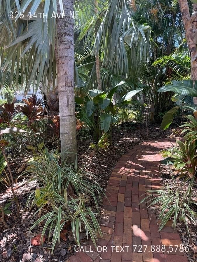 325 14th Ave Ne - Photo 5 of 50