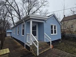 featured image of 2330 W 30th St