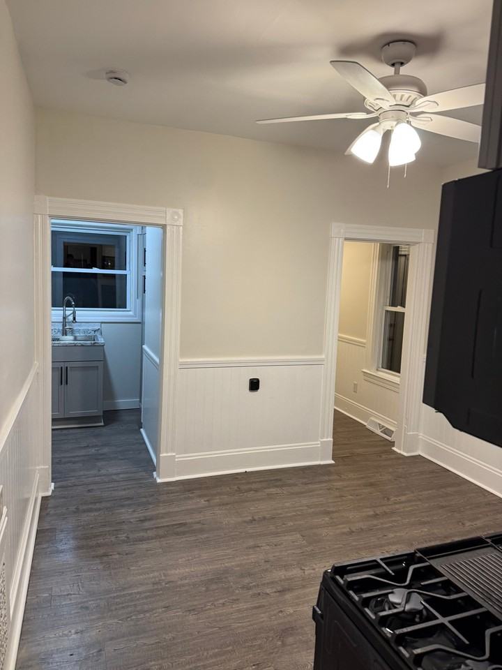 256 Gibson St #258 - Photo 7 of 14