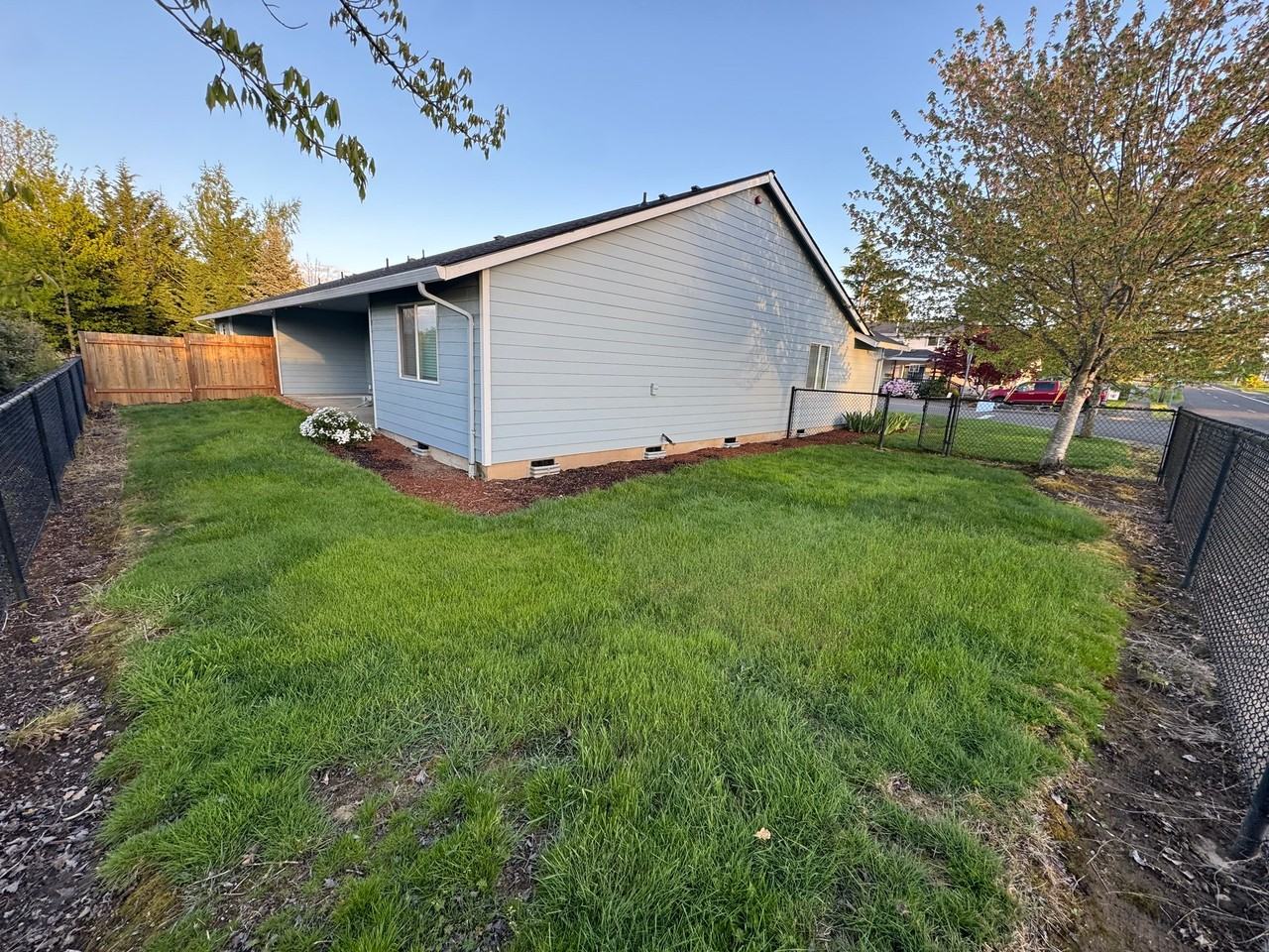 400 E Washington St - Photo 5 of 22