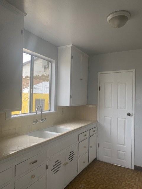 3641 E 59th Pl - Photo 6 of 9