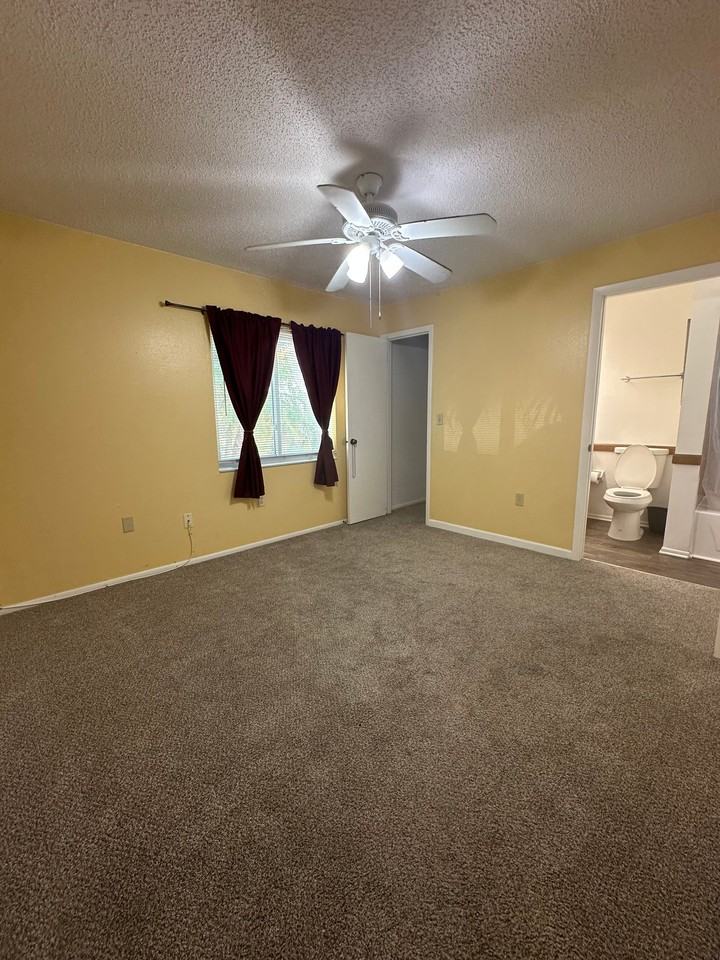 42 Carla Ct - Photo 5 of 8