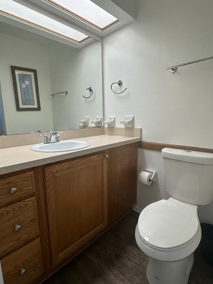 42 Carla Ct - Photo 6 of 8