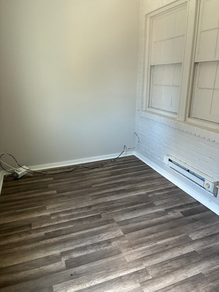 1625 E St Ne #4 - Photo 5 of 16