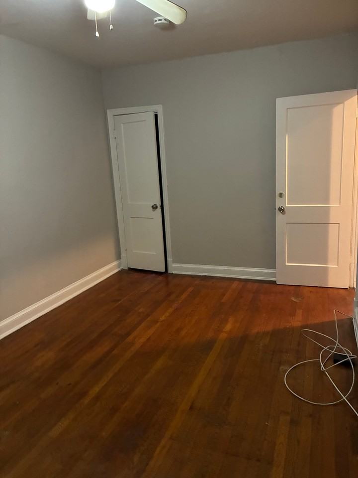 1625 E St Ne #4 - Photo 7 of 16