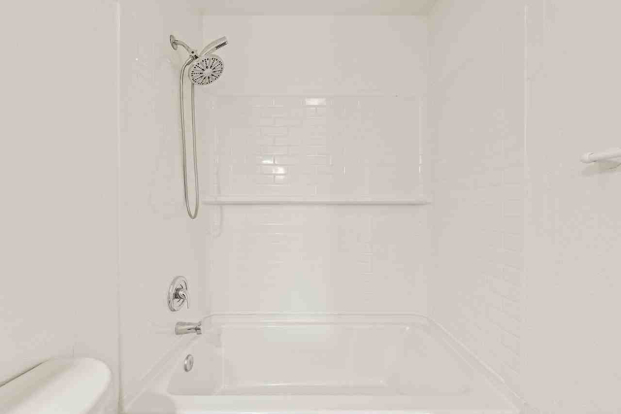 8917 Fredric Ave - Photo 7 of 17