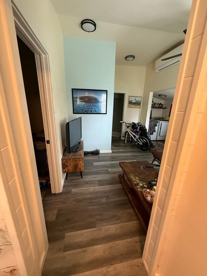 1210 Woodland Ave #B - Photo 3 of 10