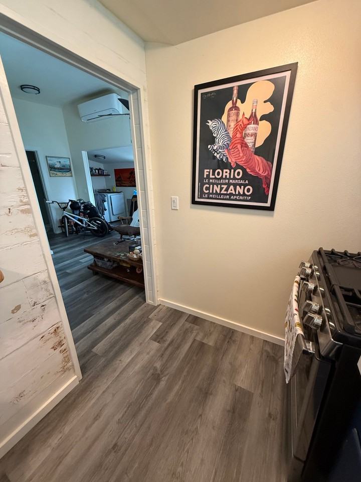 1210 Woodland Ave #B - Photo 4 of 10