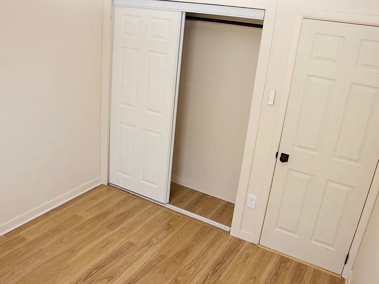 202 1st St #1F - Photo 4 of 7