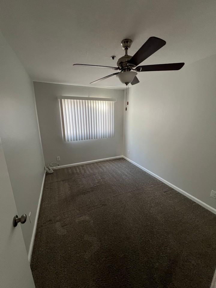 5582 Crescent Ave #4 - Photo 3 of 17