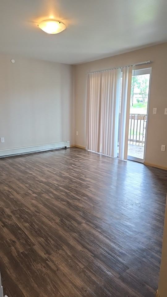 956 Boston Way #7 - Photo 6 of 12