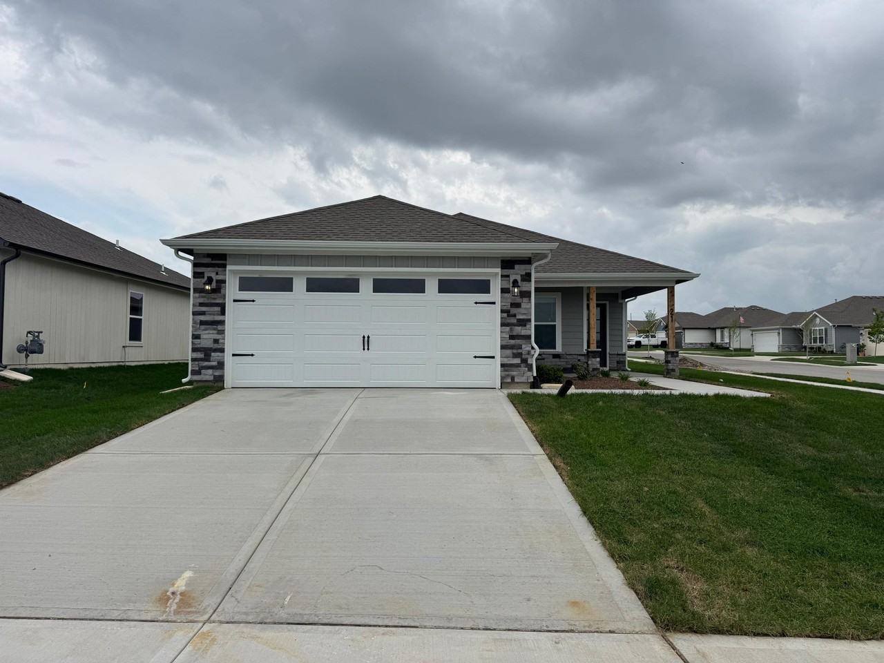 518 N Pear St - Photo 2 of 14