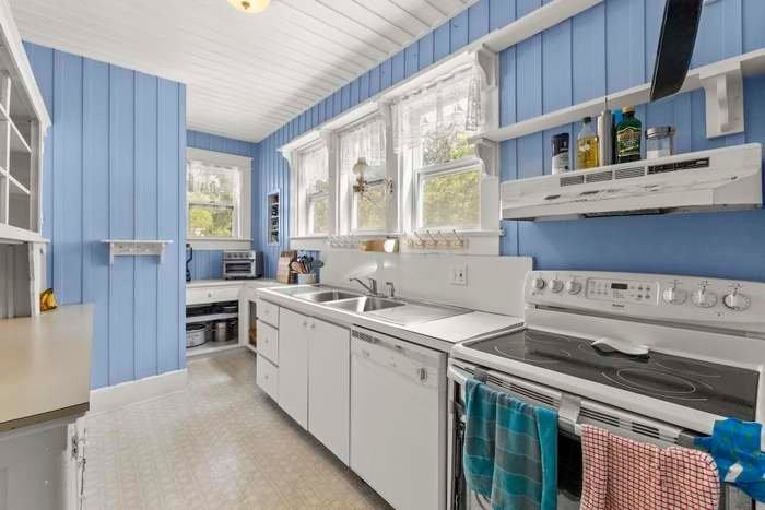 702 N Swinton Ave - Photo 5 of 13