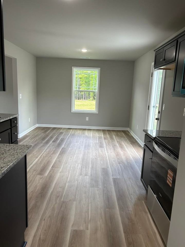 402 Grand Oaks Dr - Photo 7 of 16