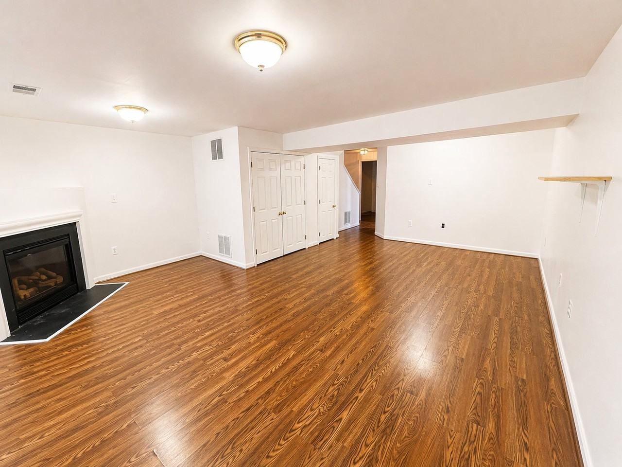 6726 Emmanuel Ct - Photo 5 of 11