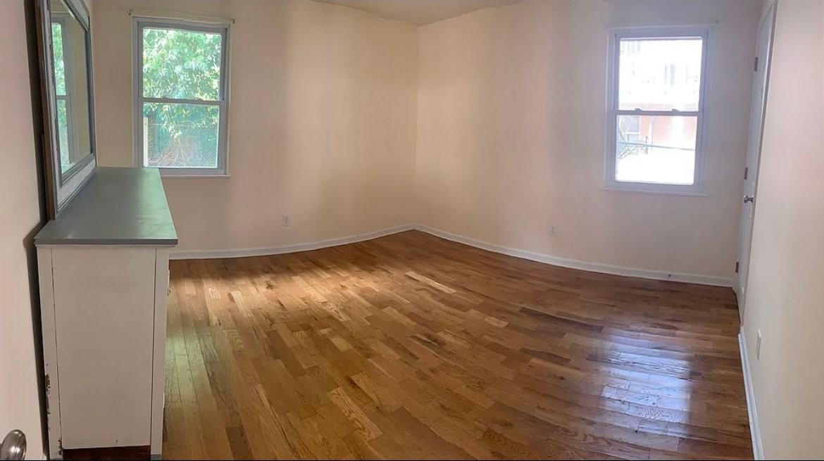 41 Rose Ln - Photo 3 of 16