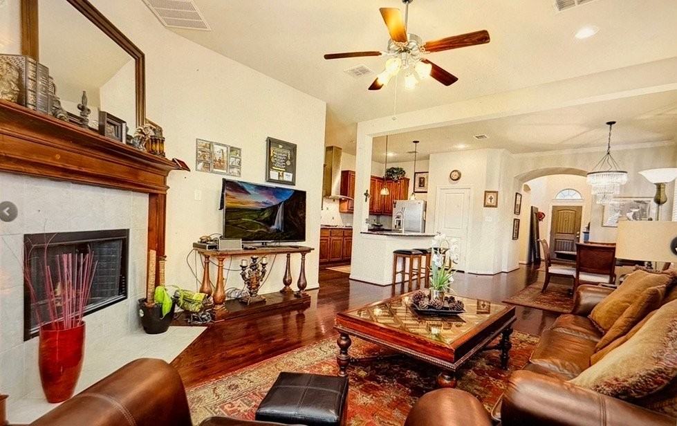 3108 Hereford Dr - Photo 6 of 20