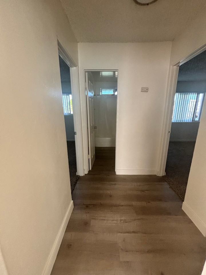 8202 Ashgrove Dr #13 - Photo 4 of 8