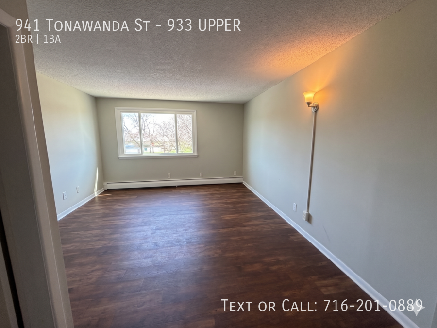 941 Tonawanda St #933UPPER - Photo 3 of 5