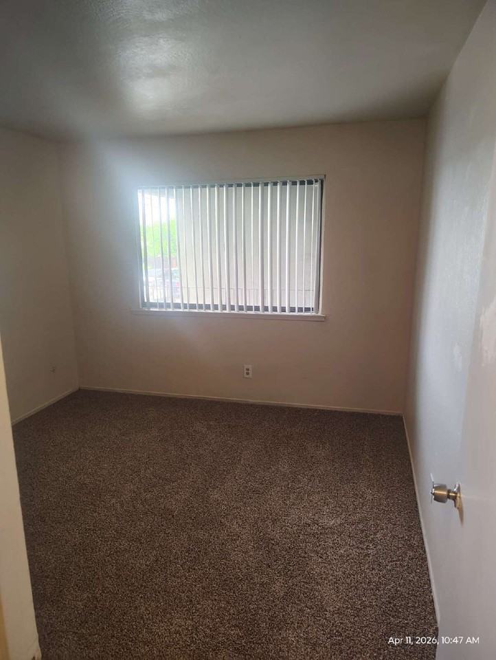 2125 North Ave #17 - Photo 6 of 18