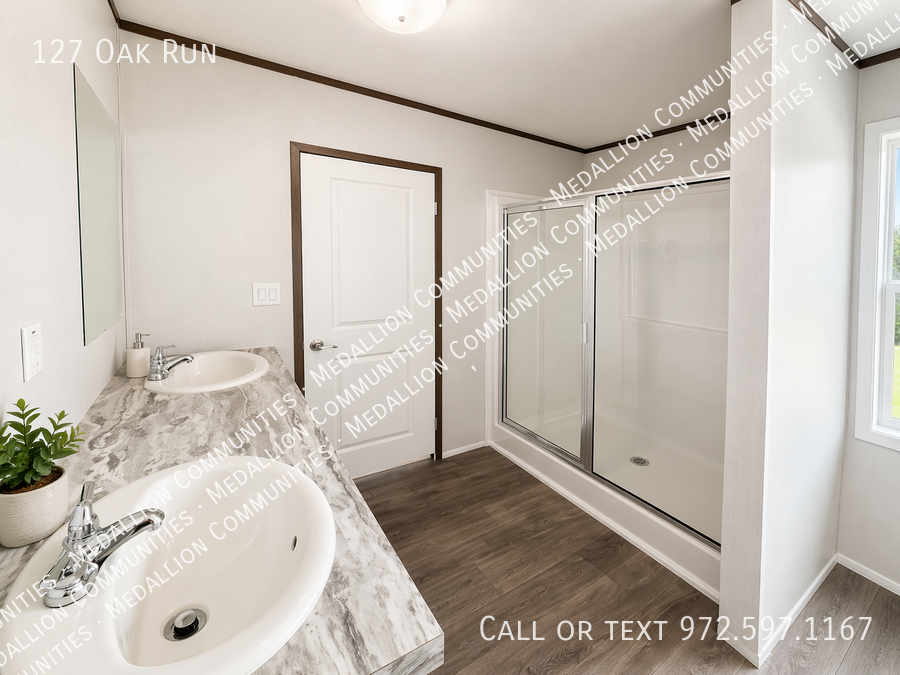 127 Oak Run - Photo 3 of 14