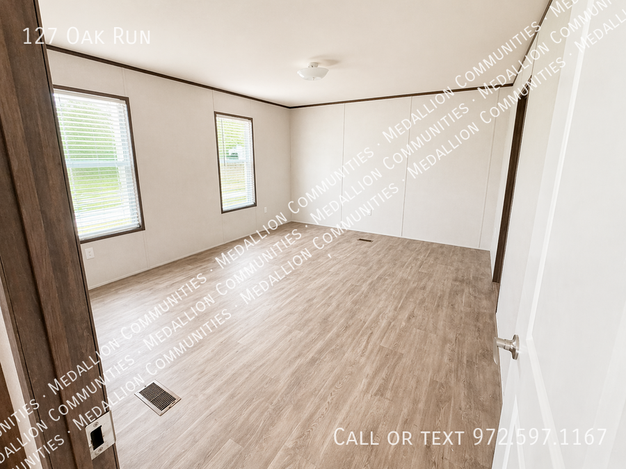 127 Oak Run - Photo 6 of 14