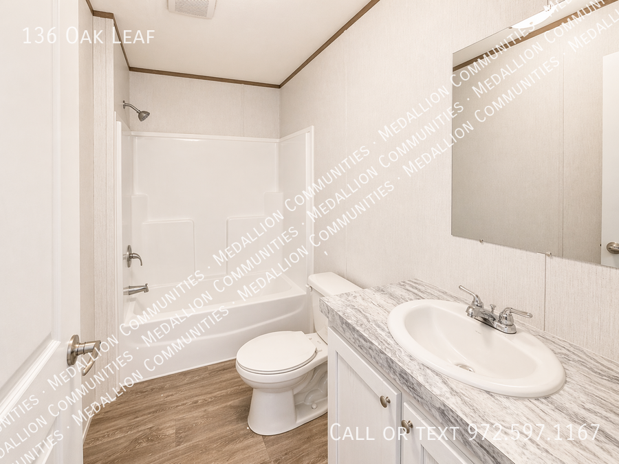 136 Oak Leaf - Photo 2 of 15