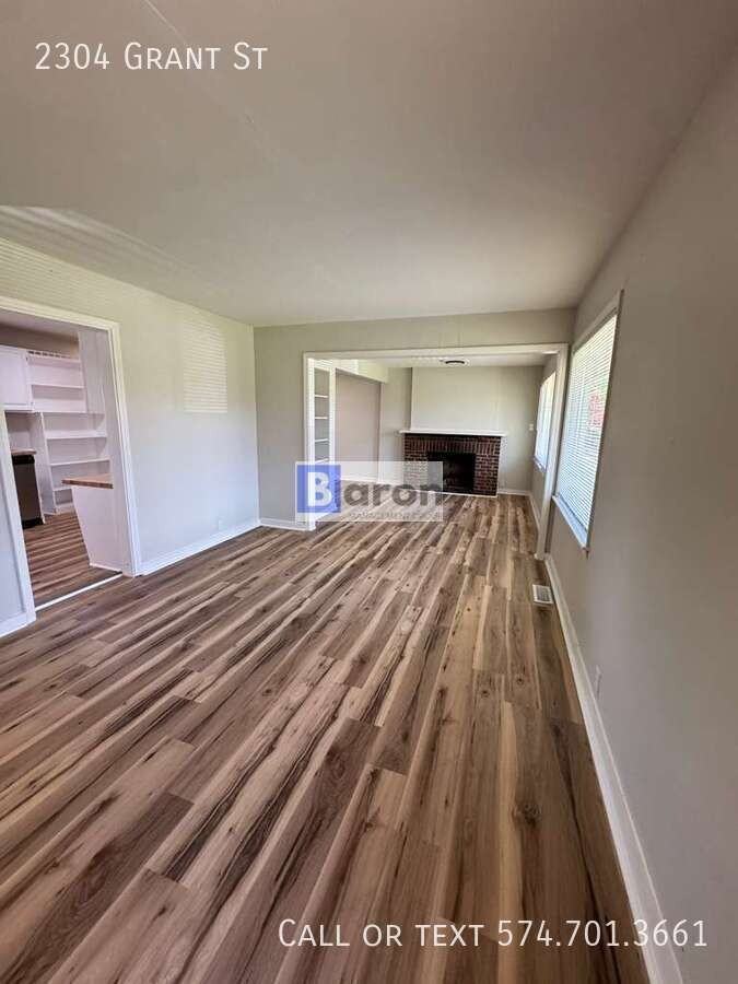 2304 Grant St - Photo 2 of 16