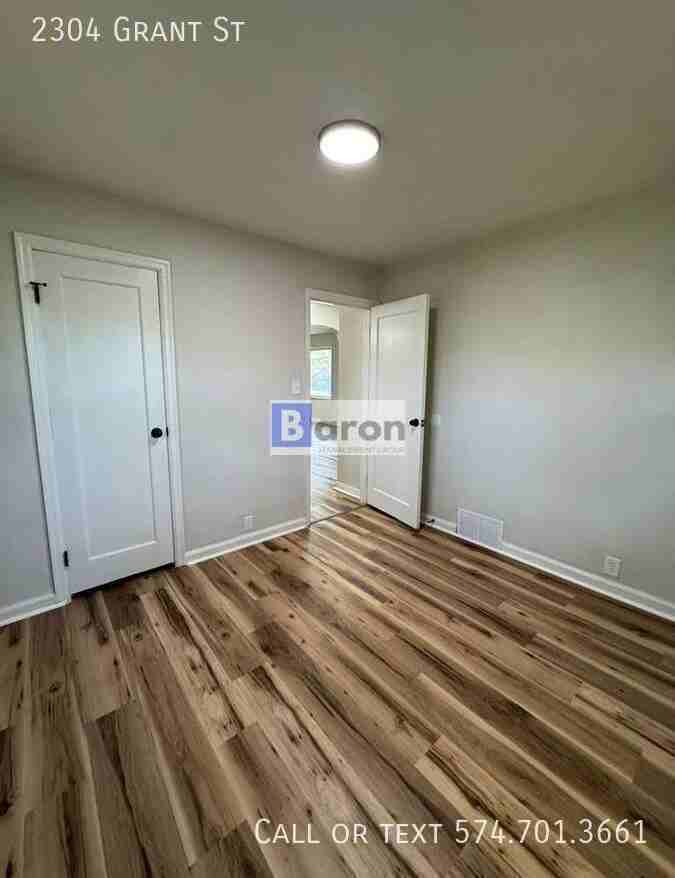 2304 Grant St - Photo 7 of 16