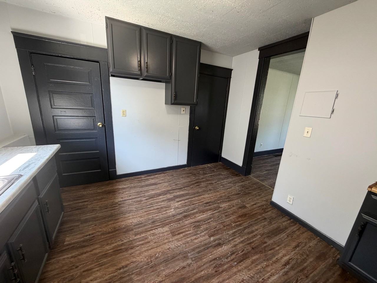 4 Tilman Ave - Photo 3 of 17