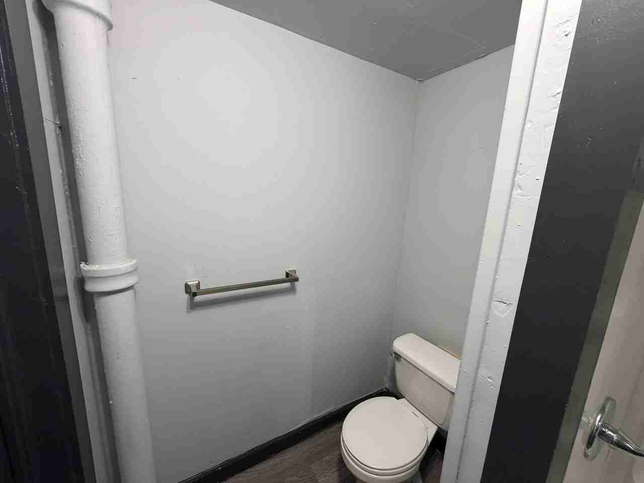 4 Tilman Ave - Photo 5 of 17