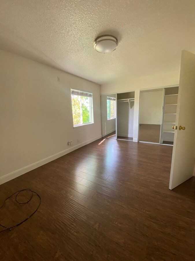 2133 Grant St #3 - Photo 4 of 13