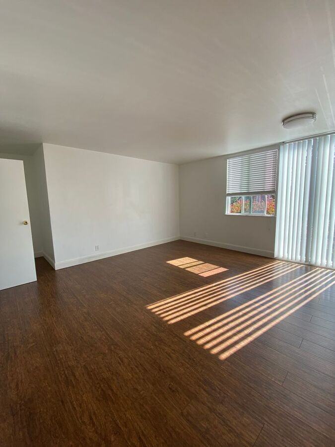 2133 Grant St #3 - Photo 7 of 13