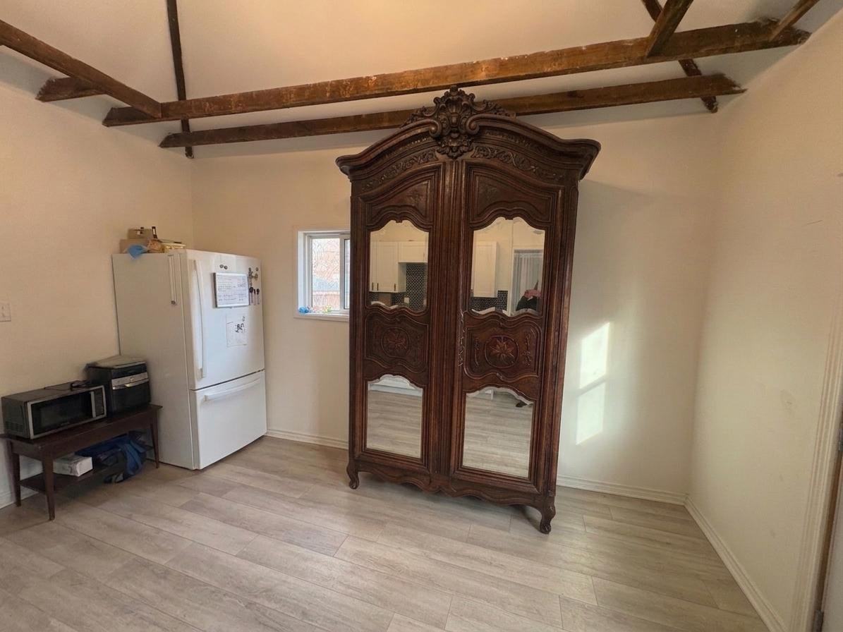 107 Erie Ave #1 - Photo 2 of 7