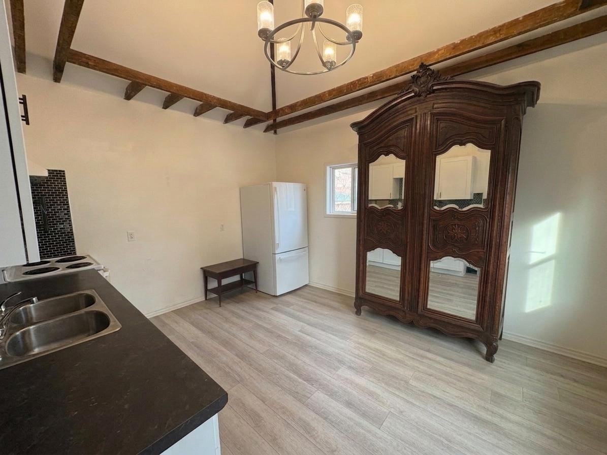 107 Erie Ave #1 - Photo 3 of 7