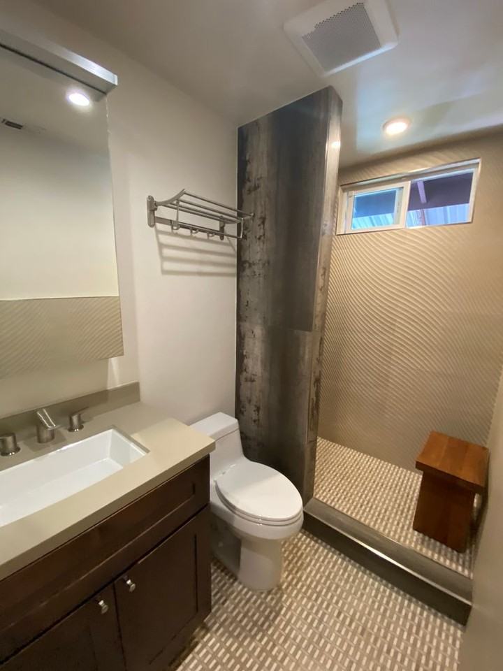 2414 Monroe Ave - Photo 7 of 13