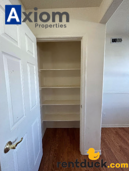 465 Taft Ave #B - Photo 7 of 27