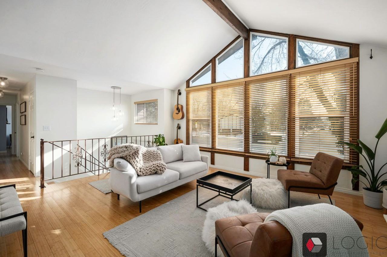 1667 E 9800 S - Photo 4 of 23