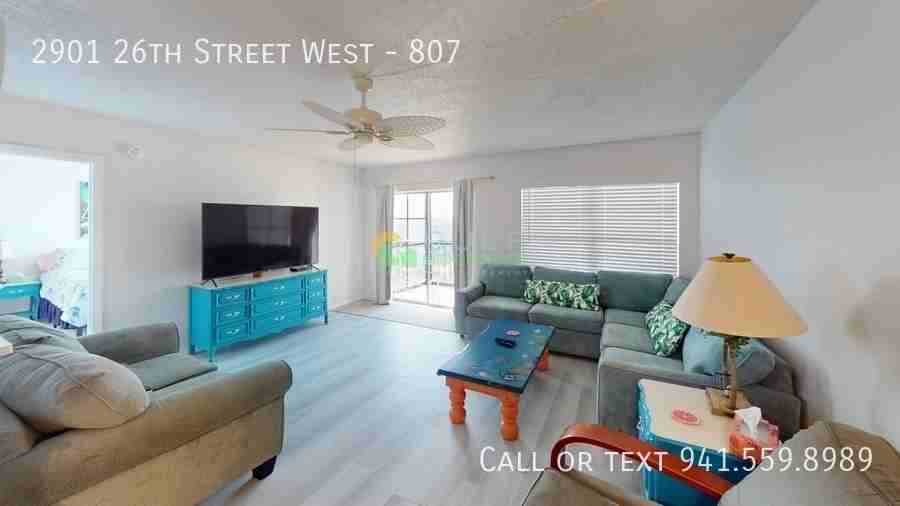 2901 26th St W - Photo 3 of 17