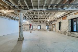 featured image of 64 103-64 Hatt St #103