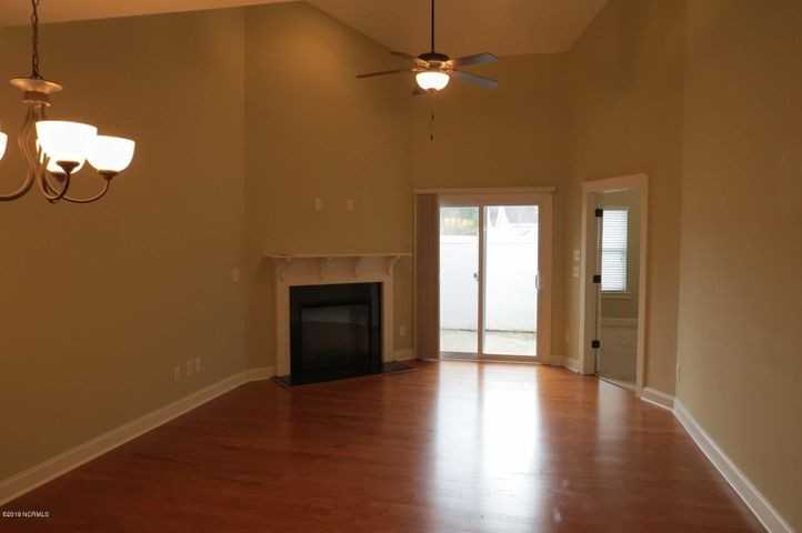 1805 Fox Den Way #5 - Photo 3 of 22