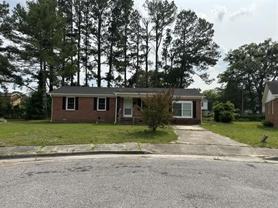105 Fort Dr - Photo 1 of 1