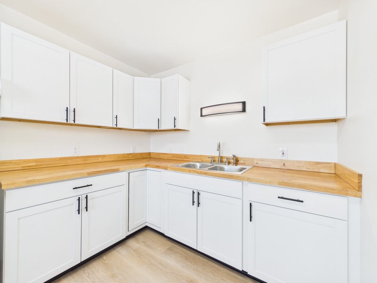 3712 Swenson Ave #8 - Photo 2 of 16