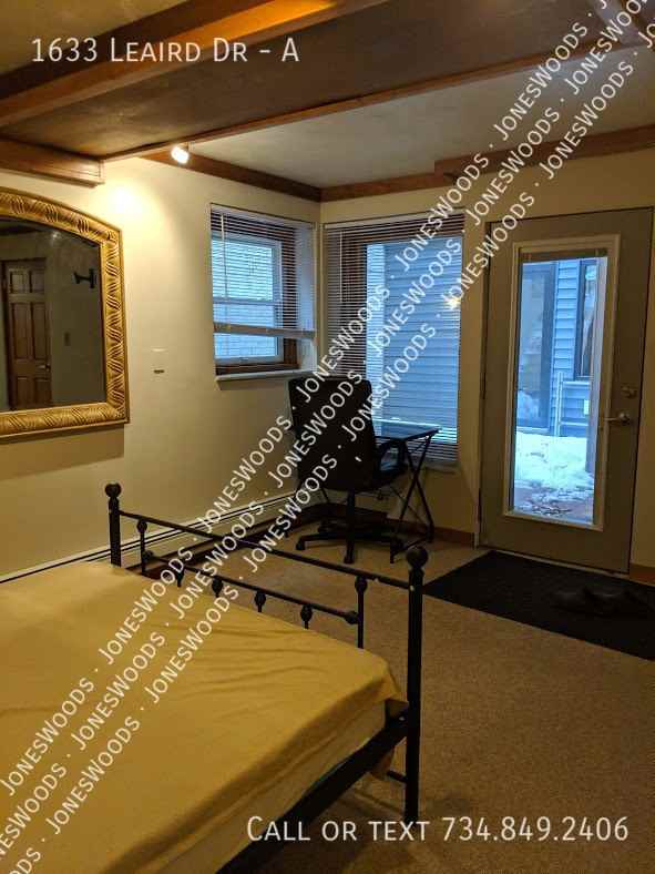 1633 Leaird Dr #A - Photo 3 of 3